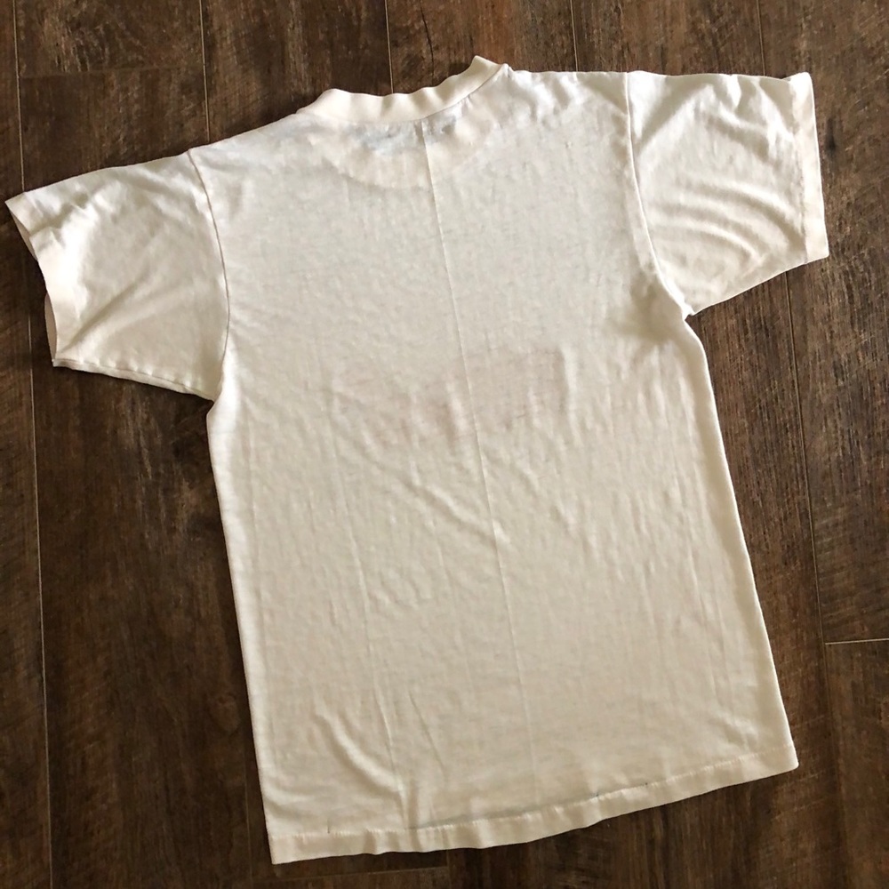 Vintage β¨ T-Shirt - Picture 4 of 7